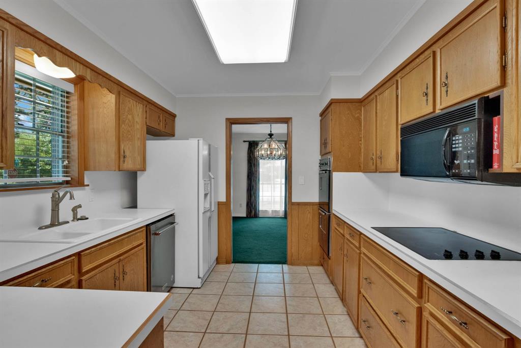 Shreveport, Louisiana 71105, United States, 4 Bedrooms Bedrooms, ,3 BathroomsBathrooms,Residential,Active,153784