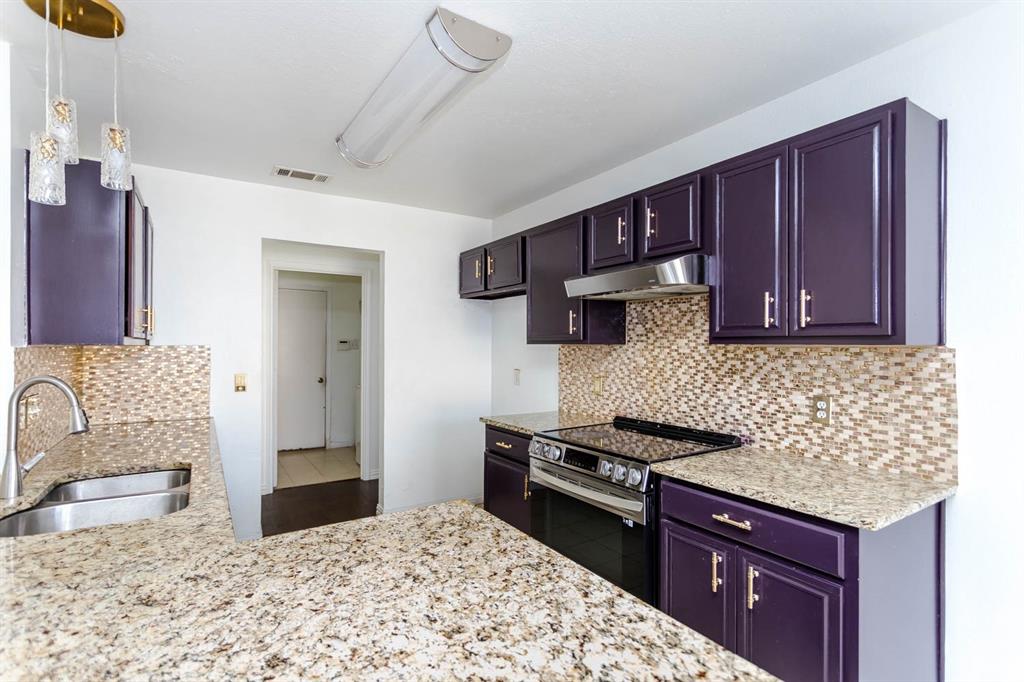 Davis Estates - Residential