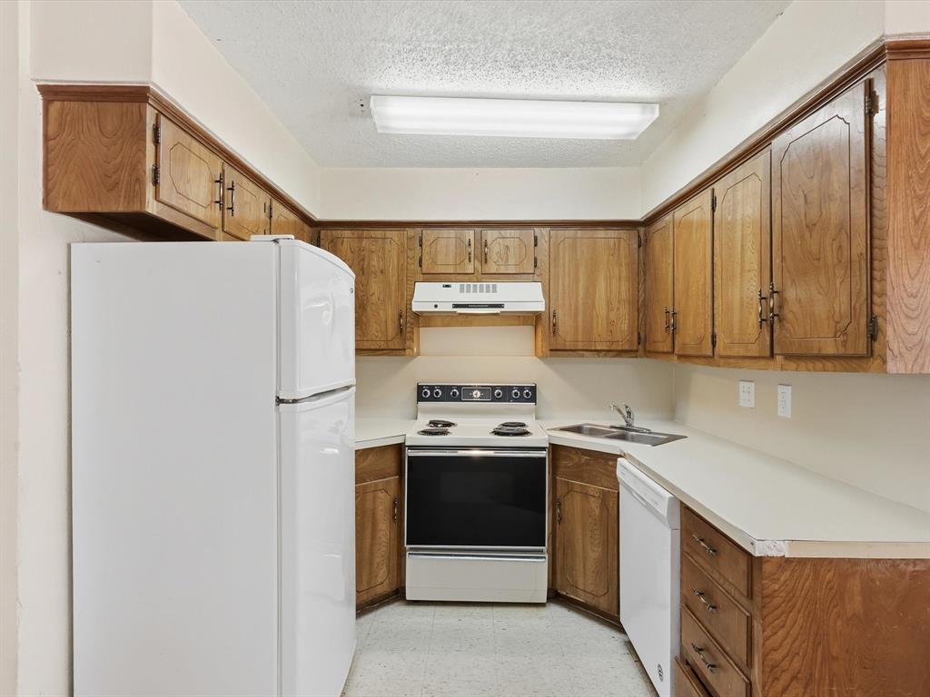 A0448 - Commercial Sale