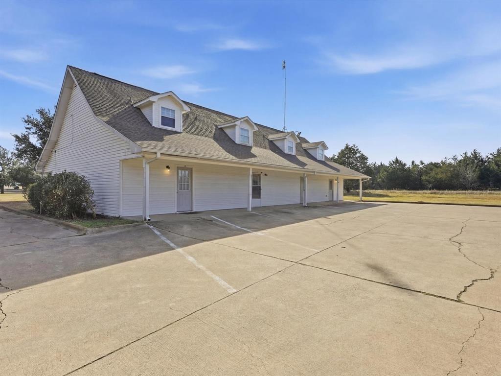 A0448 - Commercial Sale