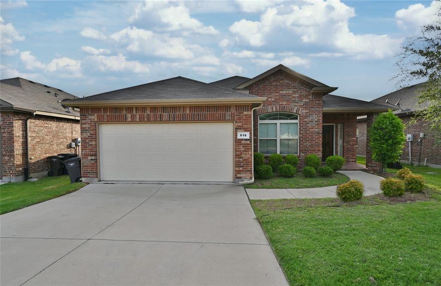 AVAILABLE FOR LEASE!! Beautiful MOVE-IN READY 1 Story 4 BEDROOM-2 BATH Fort Worth Home Built by America's Builder, D.R. Horton with 1,742 sq. ft. of amazing carpet free living space!! Close proximity to I-820, I-30 ,121 and aprox 15 minutes from Downtown Fort Worth! Great modern open concept design, perfect for everyday comfort that blends together the Living-Dining and Kitchen. Large eat-in Chef's Kitchen with Island, loads of cabinets with pull knobs, plenty of counter space, built-in Stove, Dishwasher, Microwave and wide Pantry opening to a bright Dining area. Spacious Living area with arched entries and a front 4th Bedroom that would make a great optional in-Home Office. Luxurious main Bedroom and en-suite Bath with Garden Tub, over sized Shower, dual sink vanities and big walk-in closet. Separate Laundry and nice sized secondary Bedrooms and closets. Luxury wood look vinyl plank Plank and tile floors, ceiling fans, window Blinds and neutral colors throughout. Covered front Porch, nicely Landscaped yard, 6 foot privacy fenced backyard with new rear fence, covered back Patio, two car Garage and more in well established Neighborhood! No Pets or Smoking