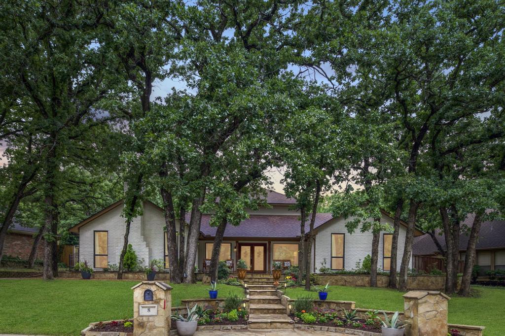 8 Cypress Court