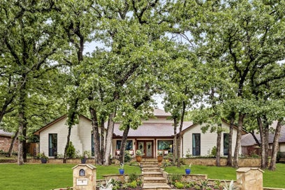 8 Cypress Court Trophy Club TX 76262