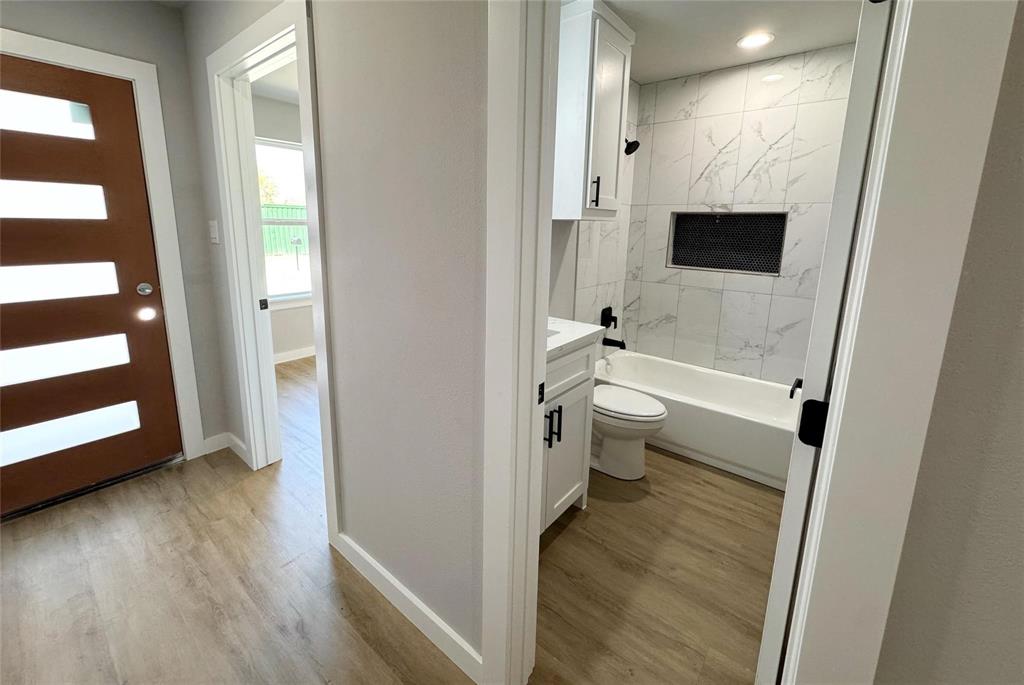 Orig Town Of Greenville - Residential Lease