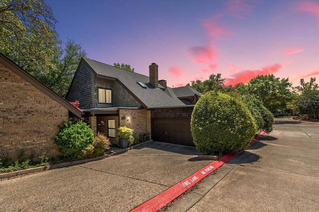 4223 Clear Lake Circle