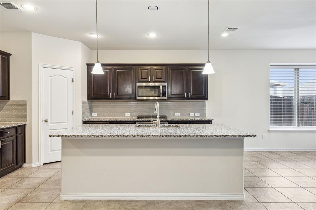 Country Lakes West Ph One - Residential Lease