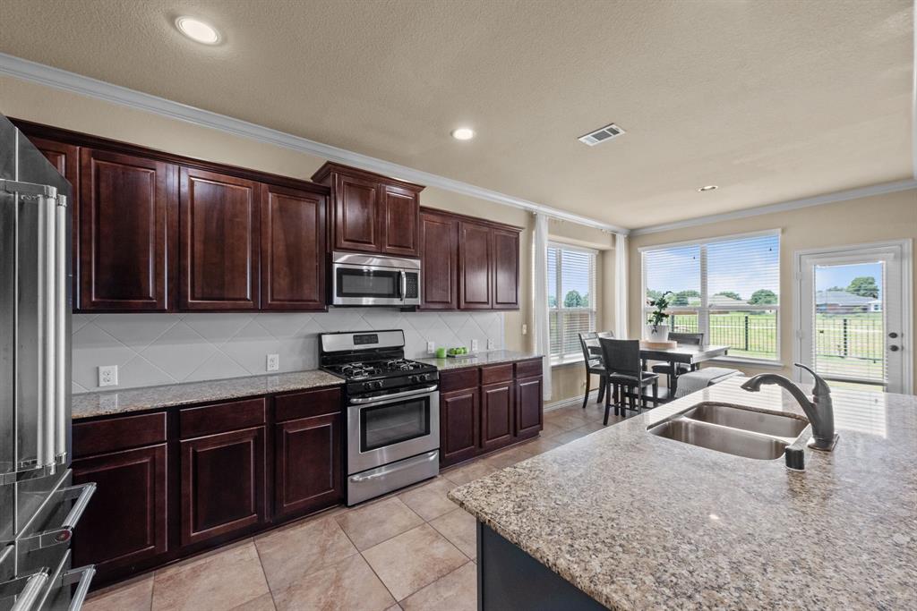 Mira Lagos G 2 - Residential