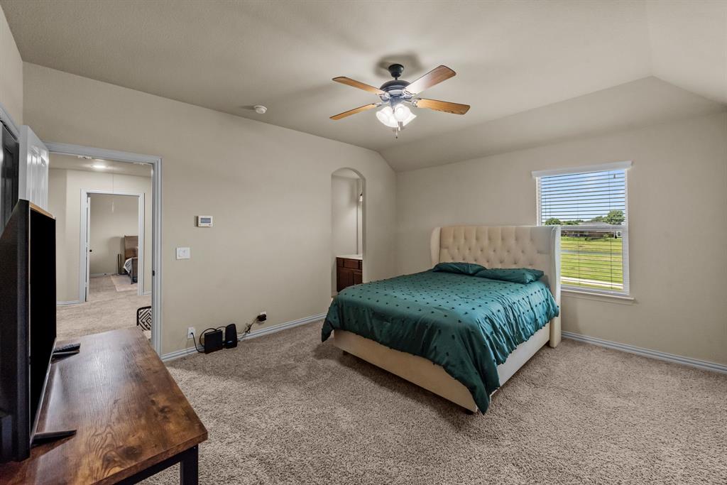 Mira Lagos G 2 - Residential