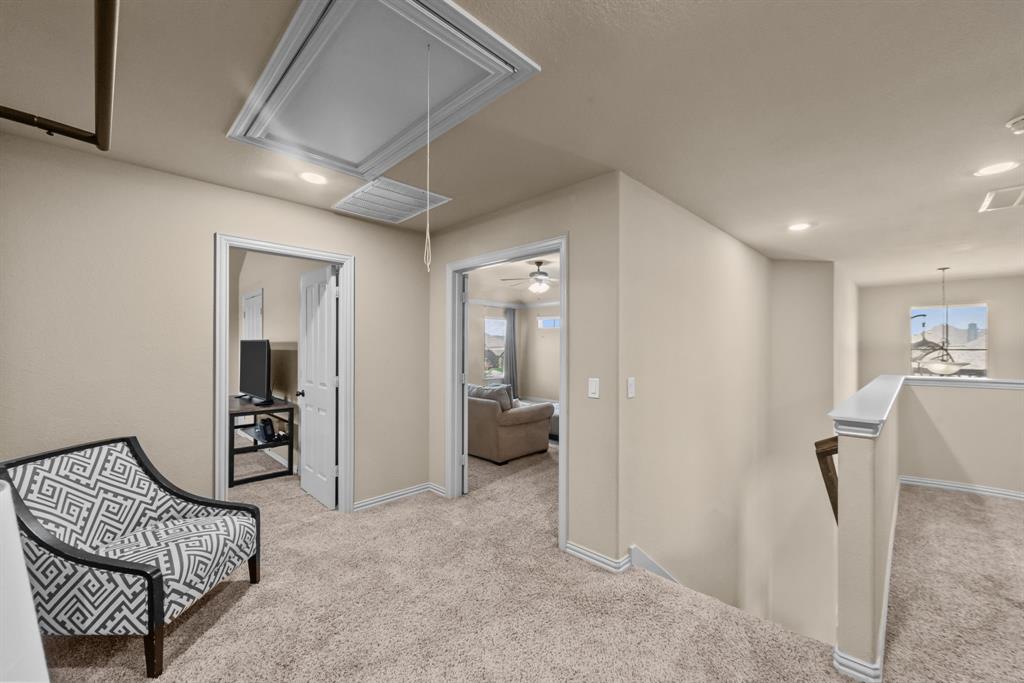 Mira Lagos G 2 - Residential