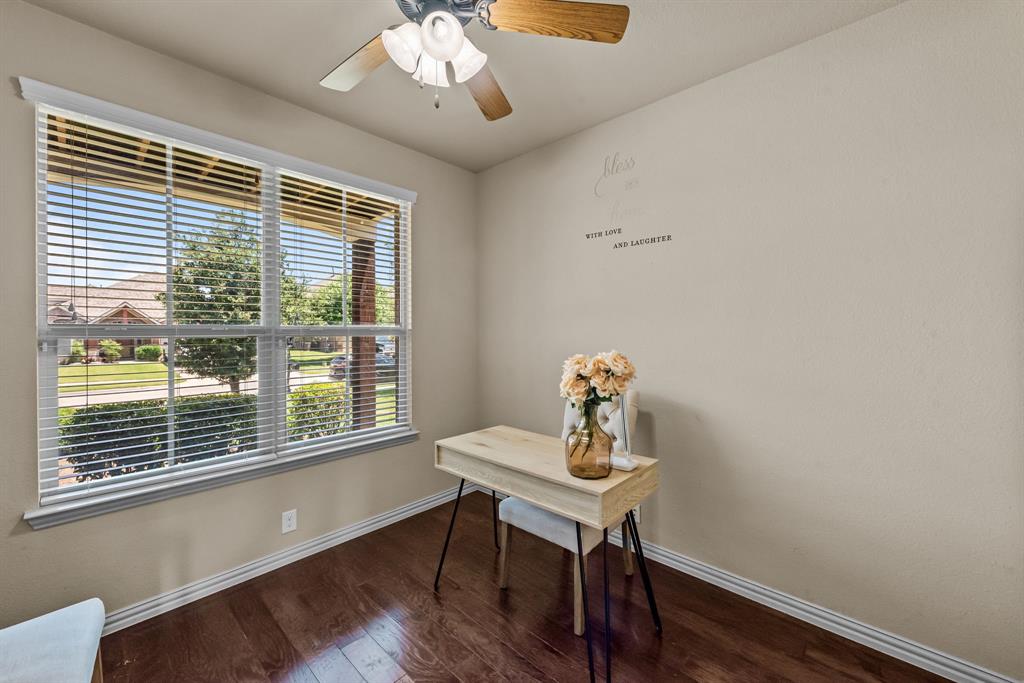 Mira Lagos G 2 - Residential