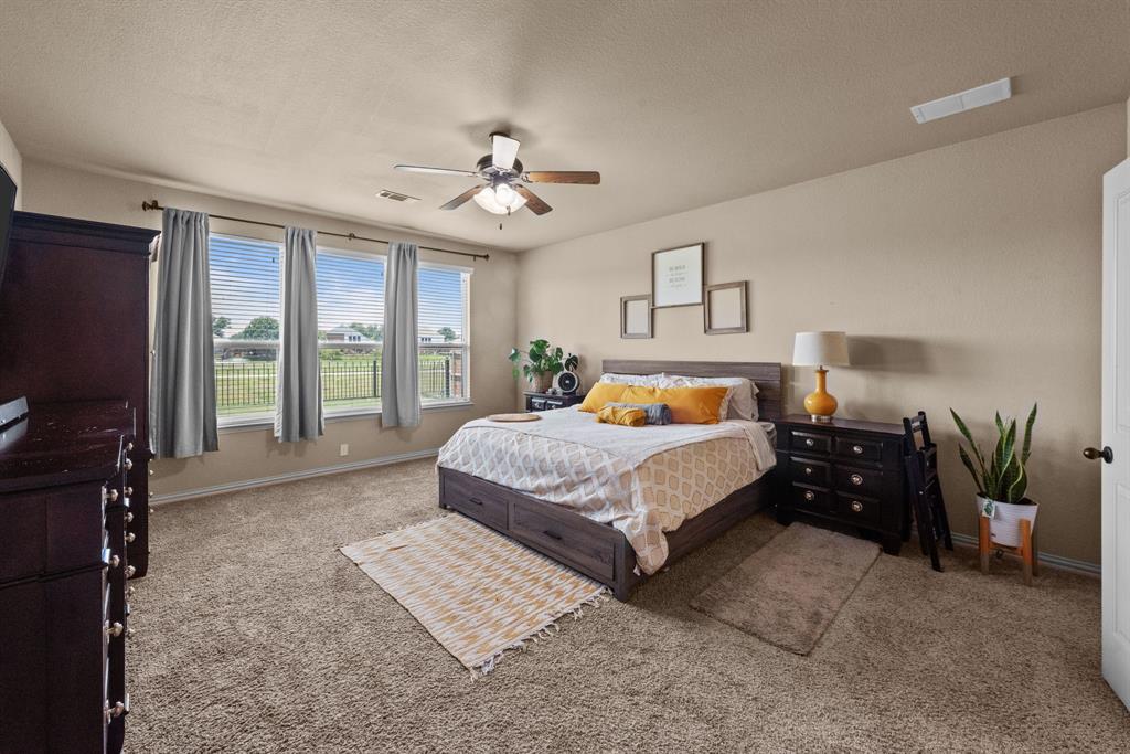 Mira Lagos G 2 - Residential