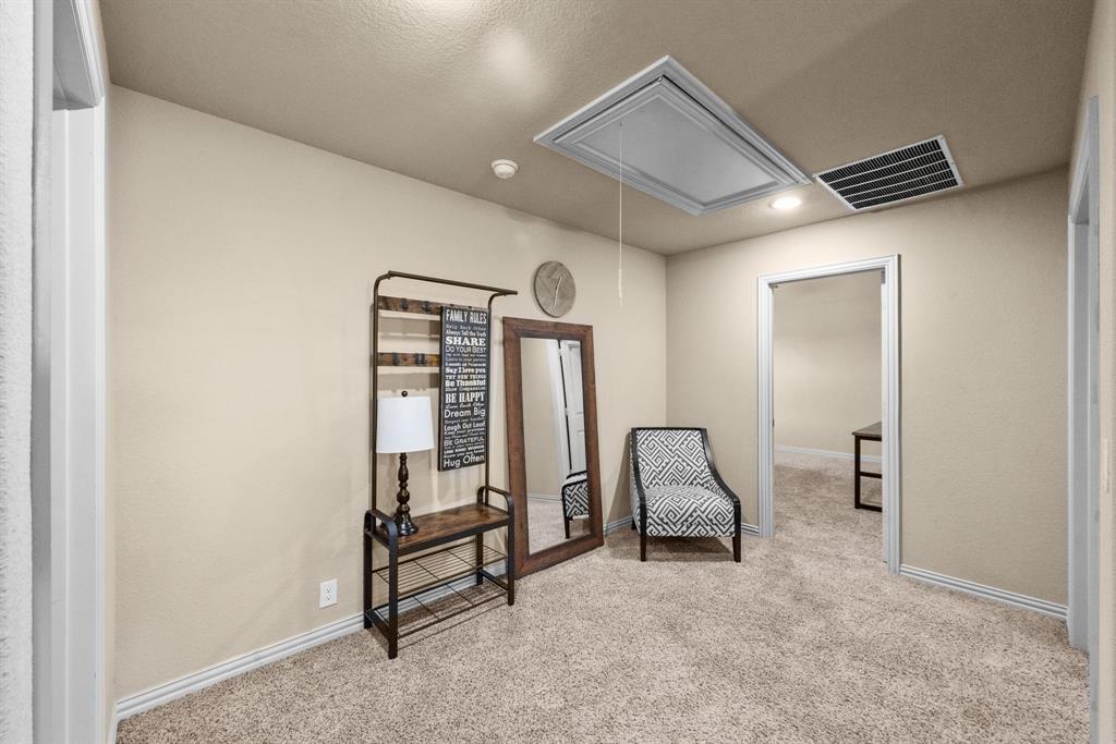 Mira Lagos G 2 - Residential