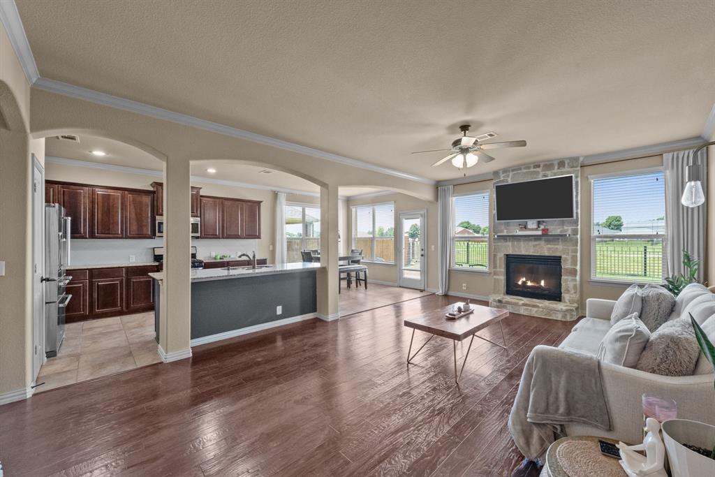 Mira Lagos G 2 - Residential