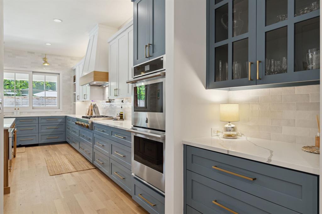 Lakeshore Hills Rev - Residential