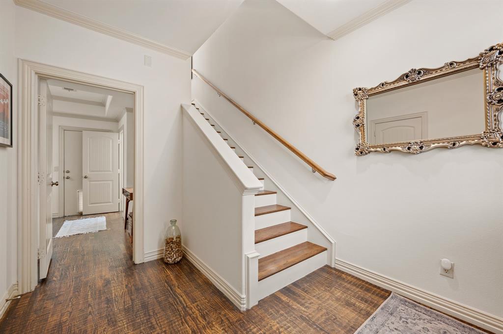 1922 Euclid Avenue B