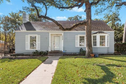 2524 Daisy Lane Fort Worth TX 76111