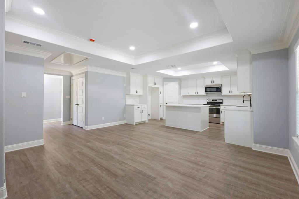 2737 Jills Drive