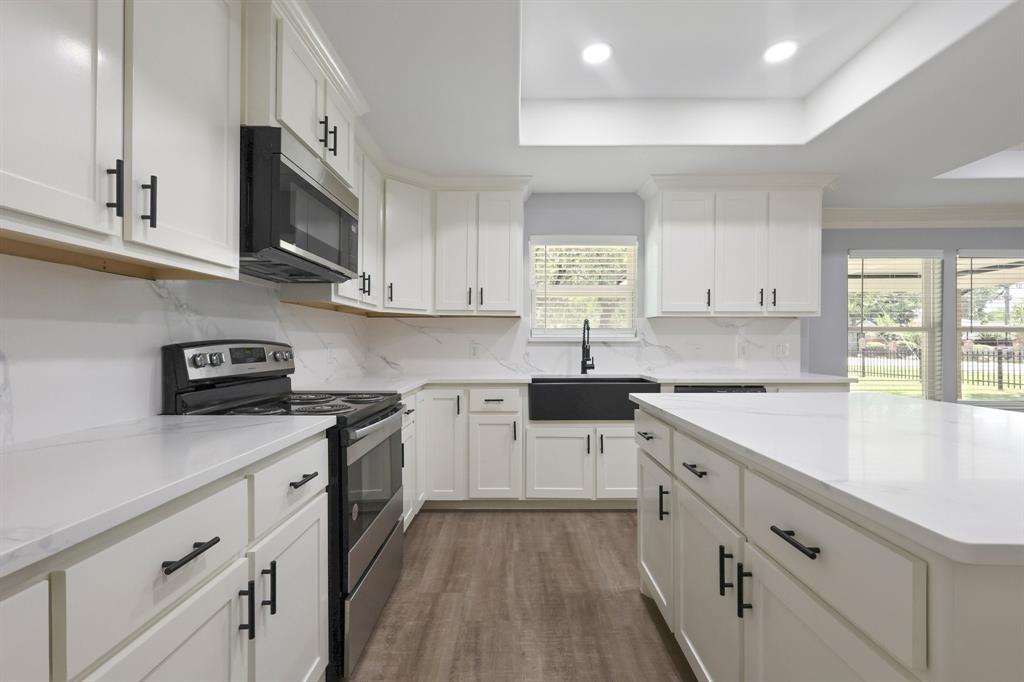 2737 Jills Drive