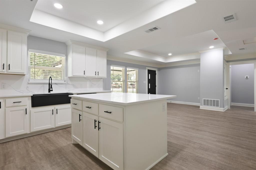 2737 Jills Drive
