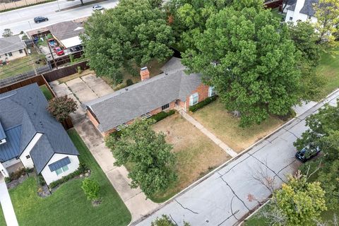 A home in Farmers Branch