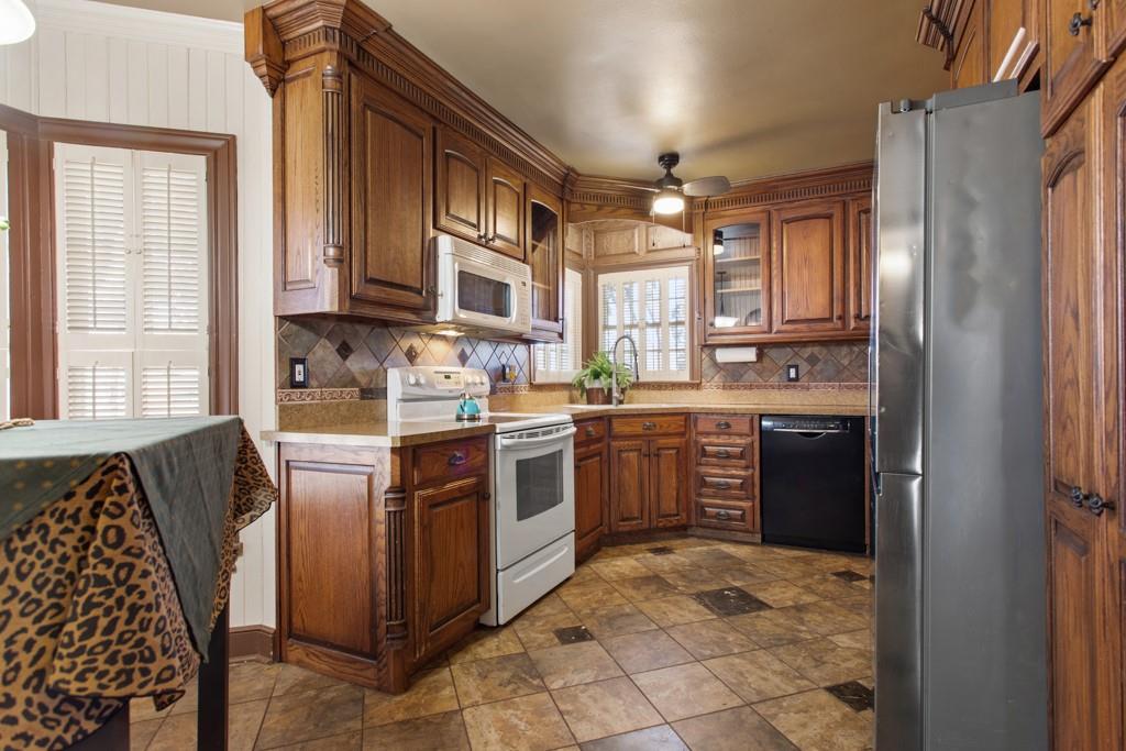 CITY OF LINDALE - Residential