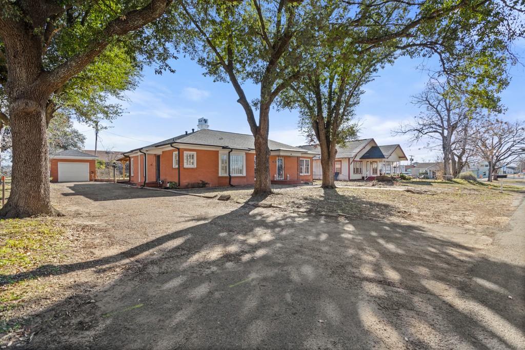 CITY OF LINDALE - Residential