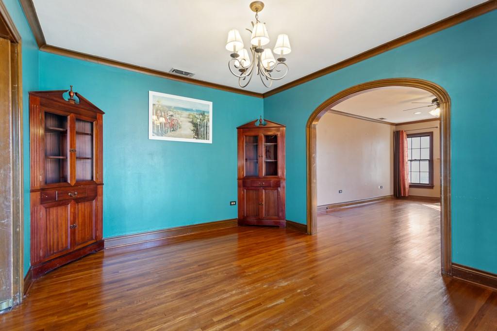 CITY OF LINDALE - Residential