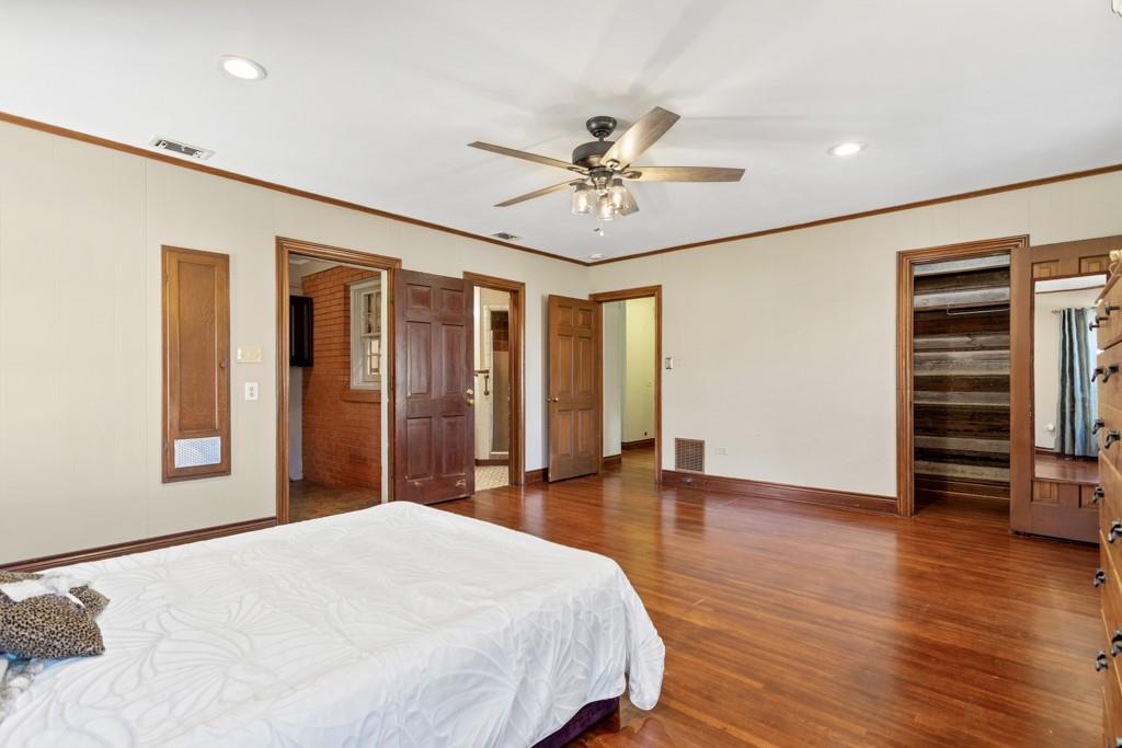 CITY OF LINDALE - Residential