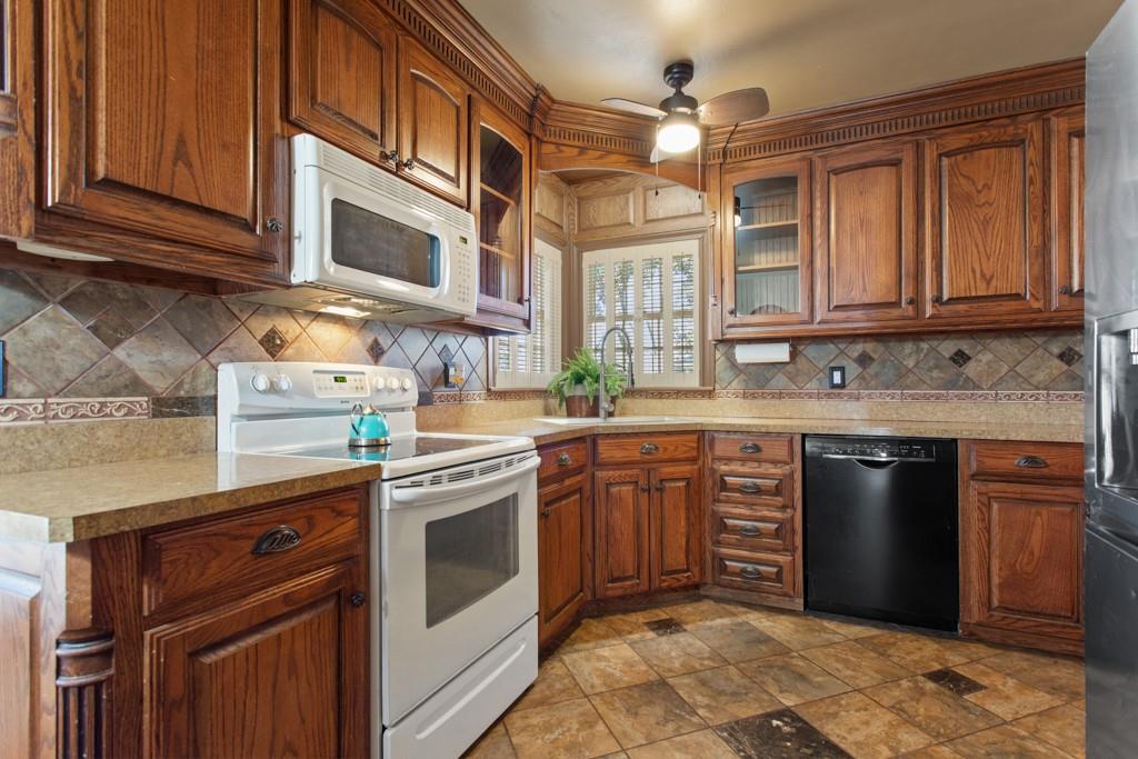 CITY OF LINDALE - Residential