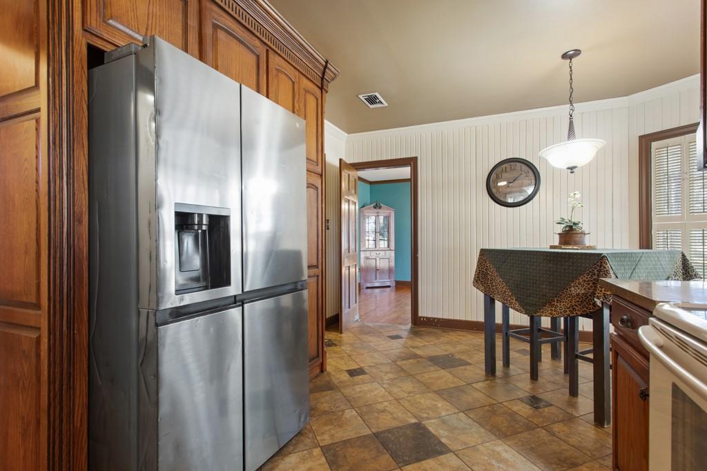 CITY OF LINDALE - Residential