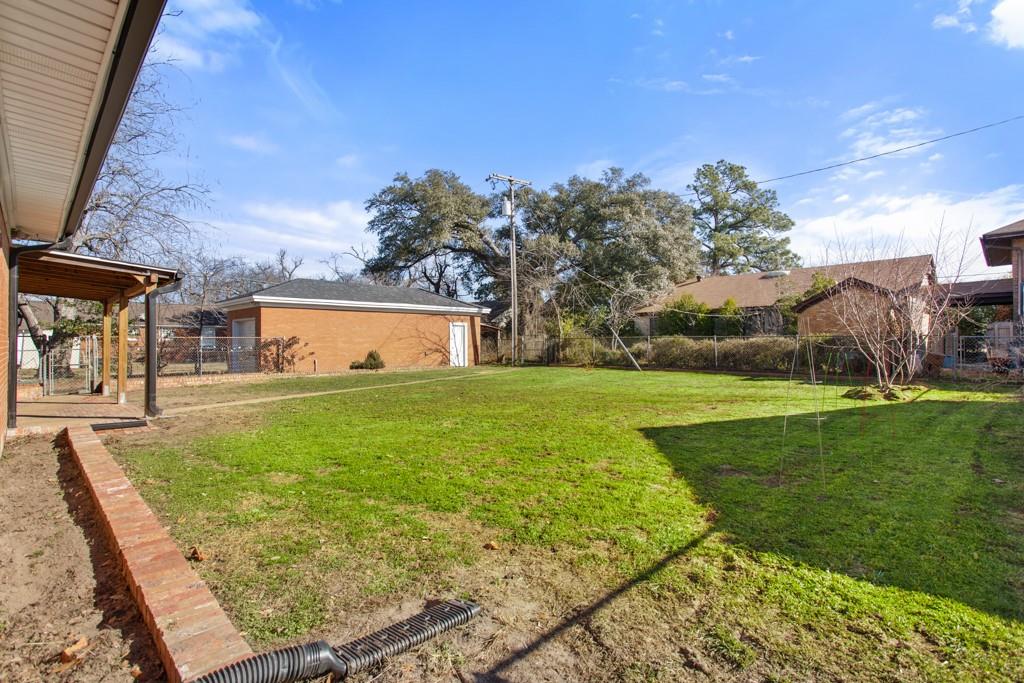 CITY OF LINDALE - Residential