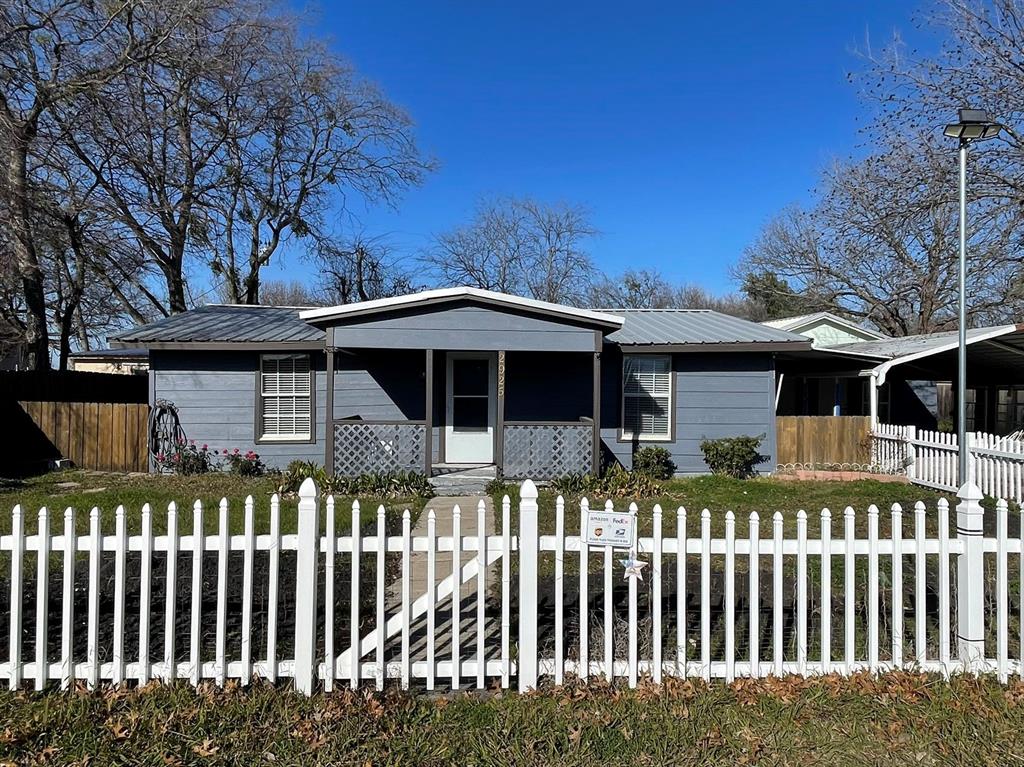 Lavon Lake Lodges Second Instl - Residential