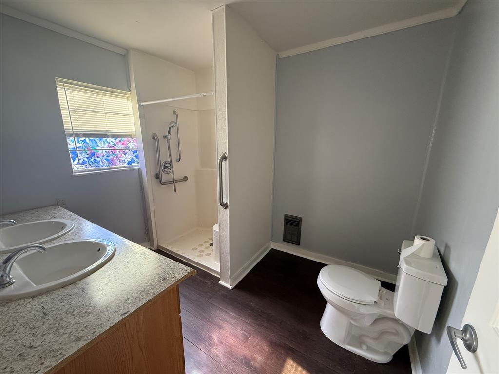 NEEDHAM - Residential