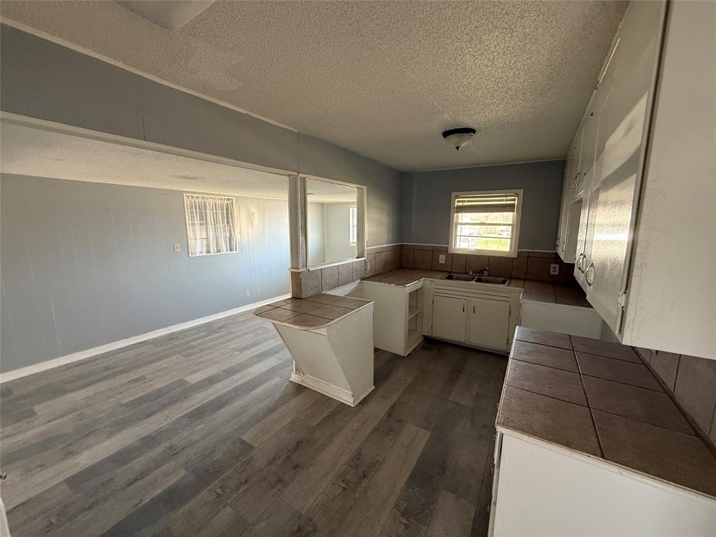 NEEDHAM - Residential