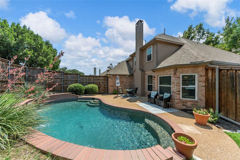 Property photo of 4000 rolling oaks drive, carrollton, TX 75007