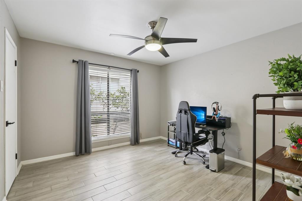 River Oaks Condos - Residential