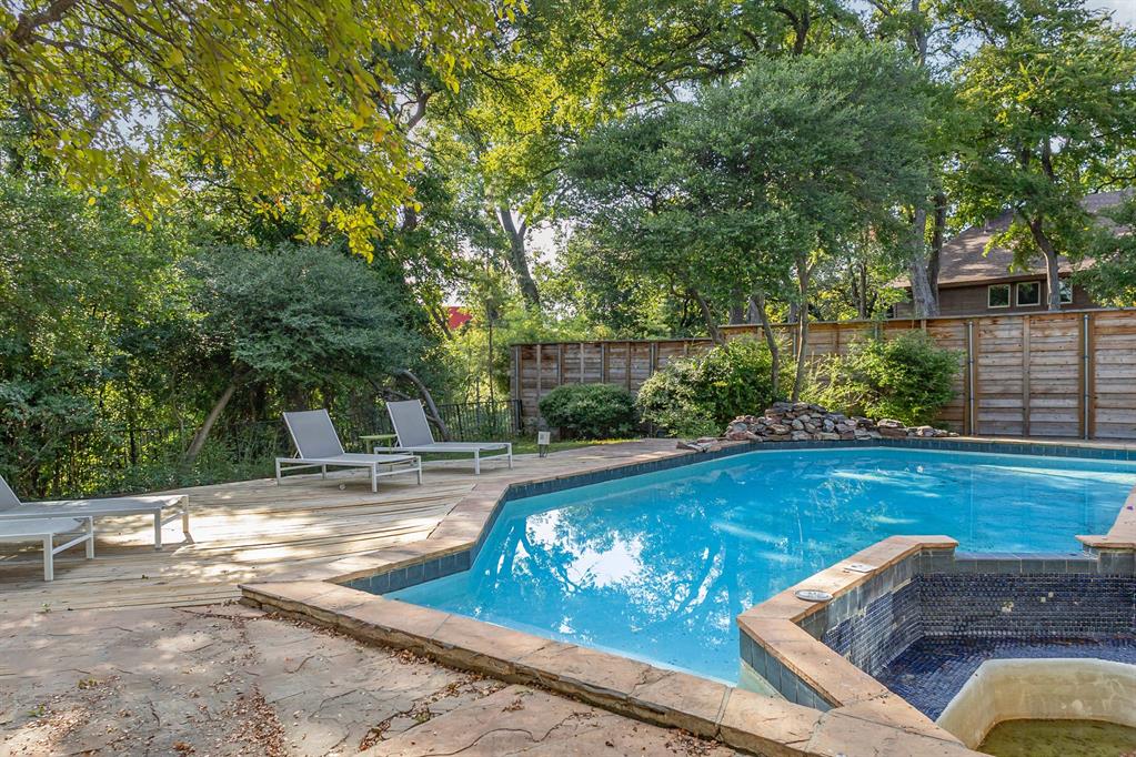 Woodbridge 01 02 Rep - Residential