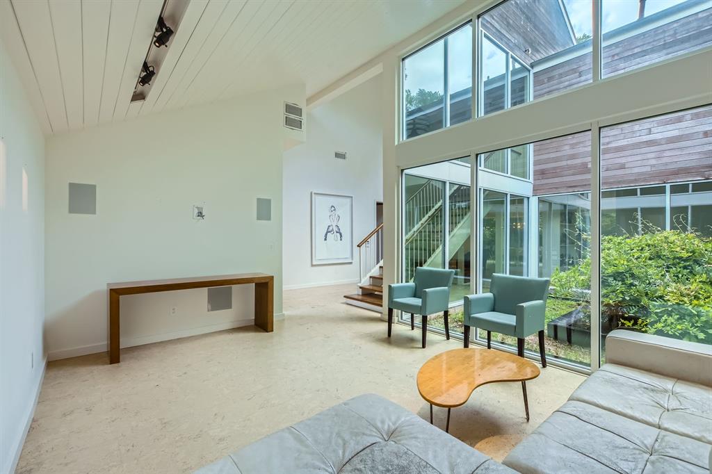 Woodbridge 01 02 Rep - Residential