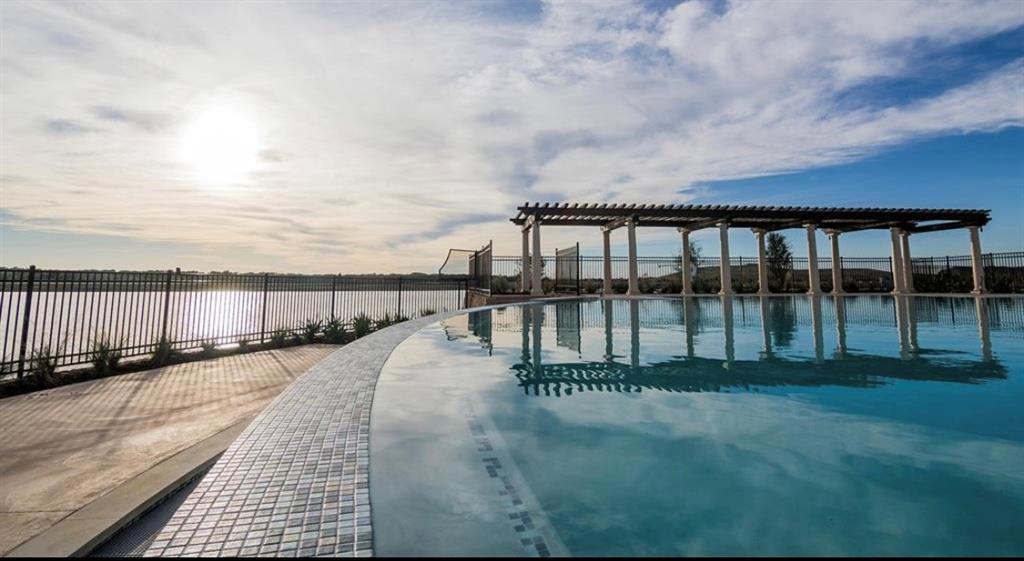 Viridian Ph 1g - Residential Lease