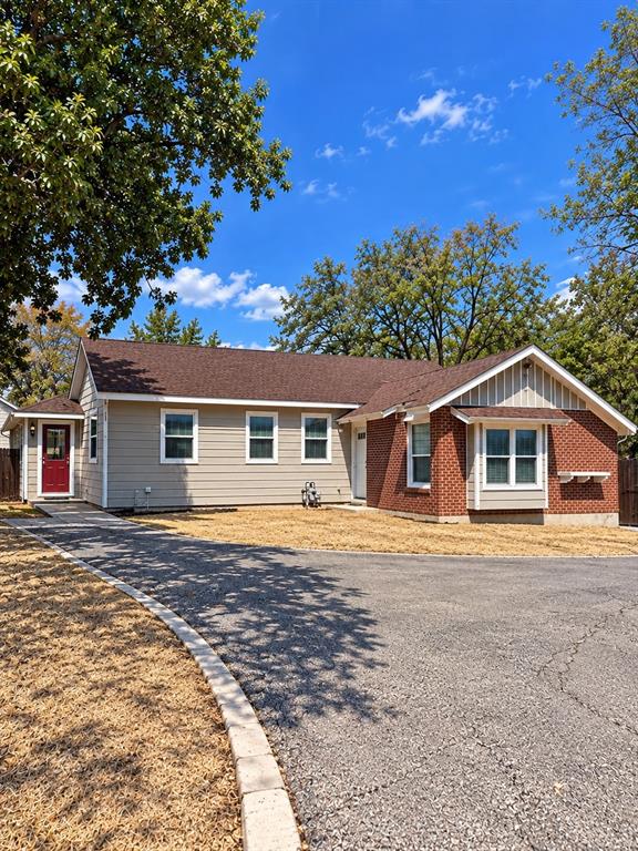 3513 E Hardeman Street