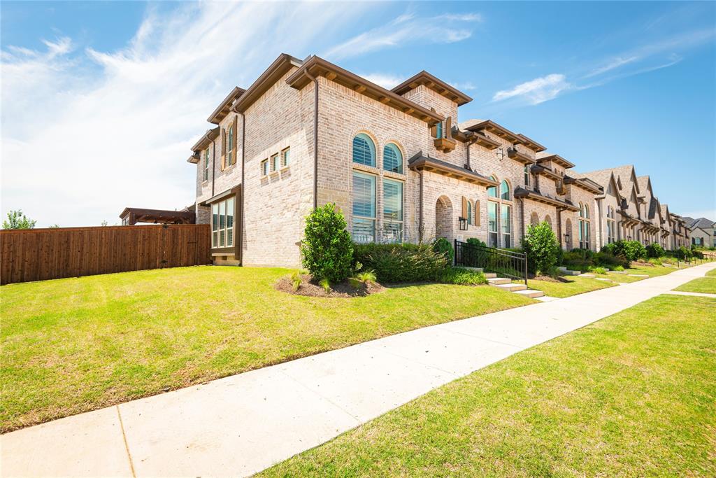 2712 Fiddler Way