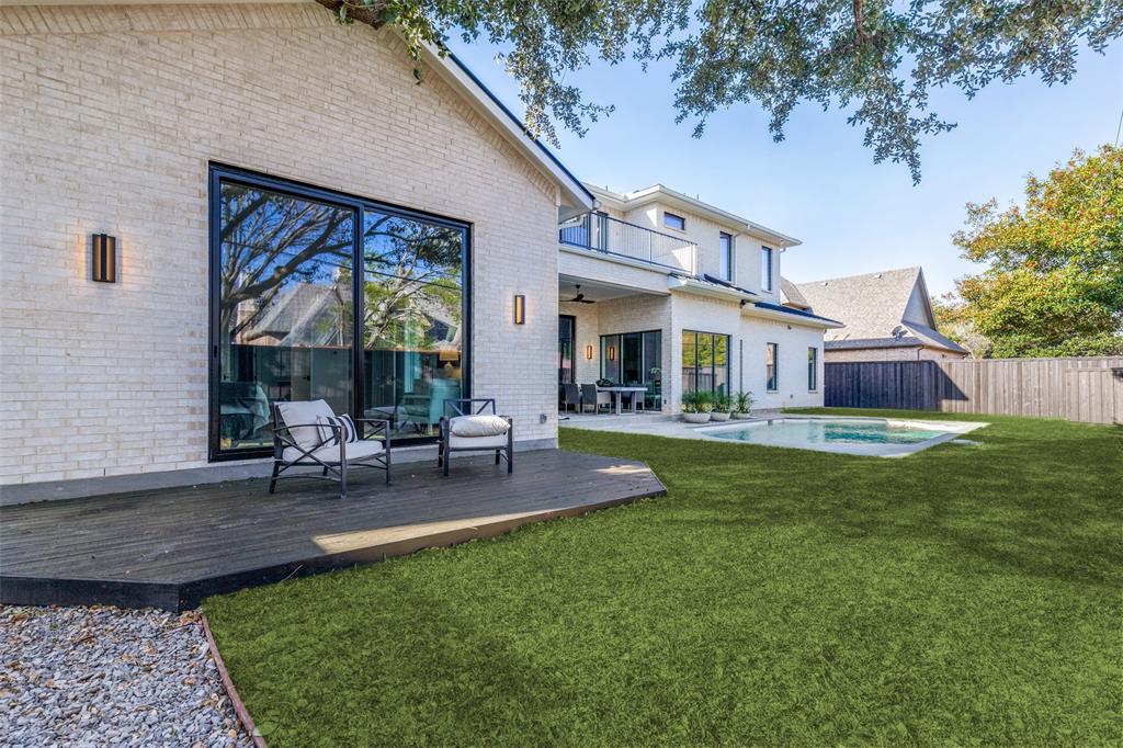 INWOOD ROAD ESTATES - Residential