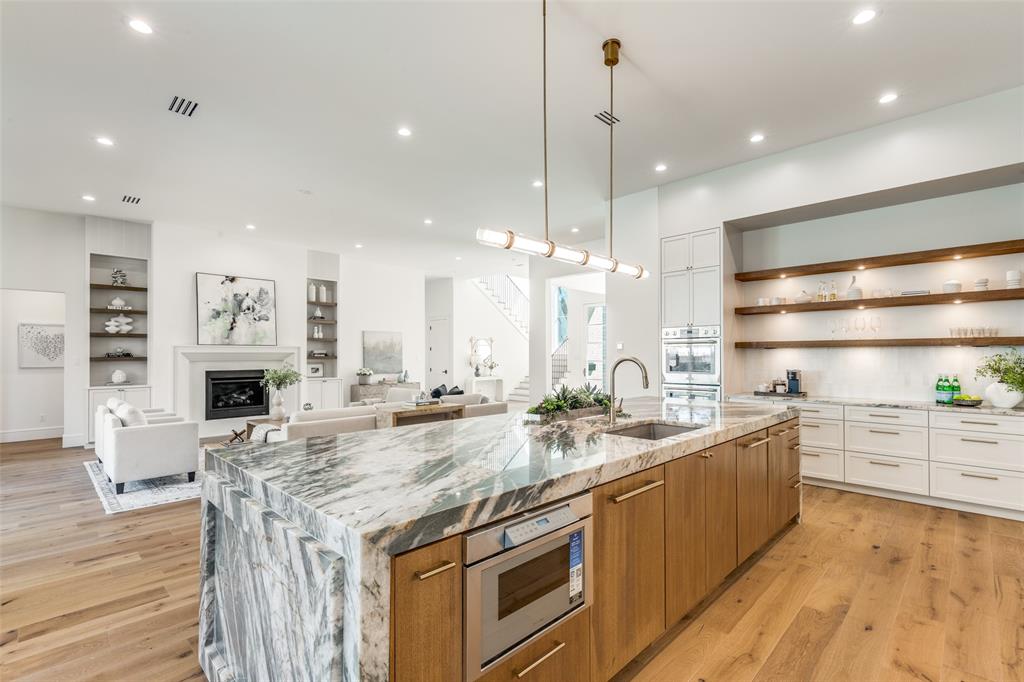 INWOOD ROAD ESTATES - Residential