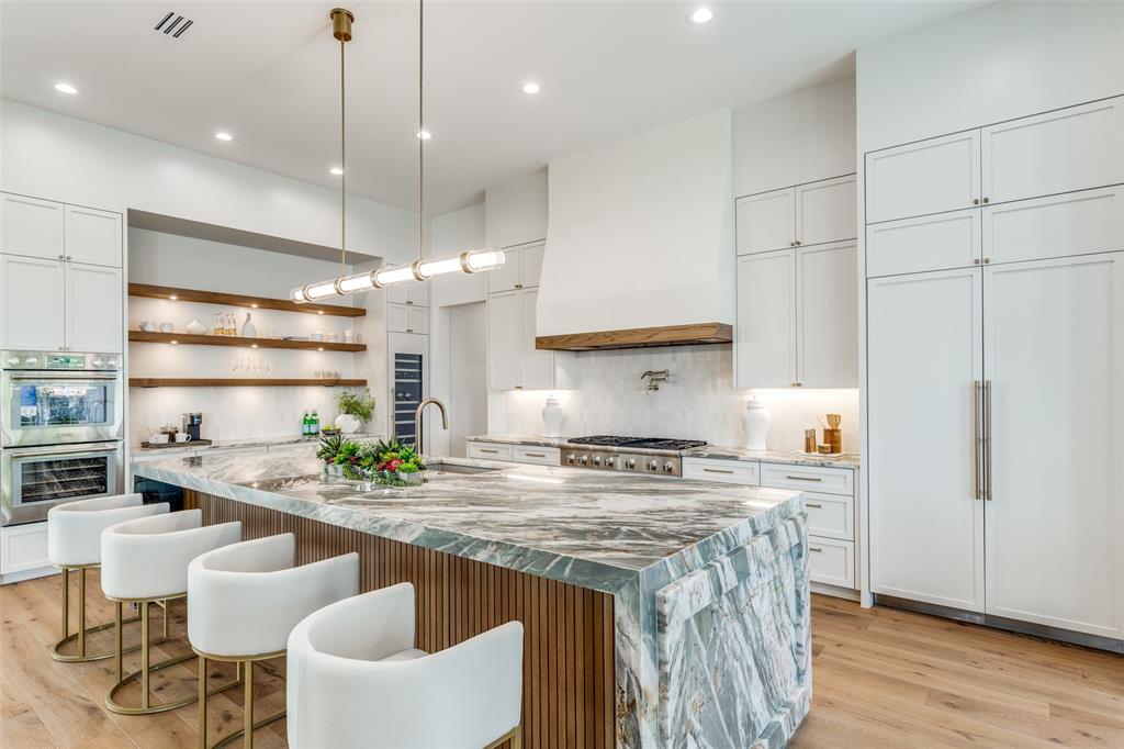 INWOOD ROAD ESTATES - Residential