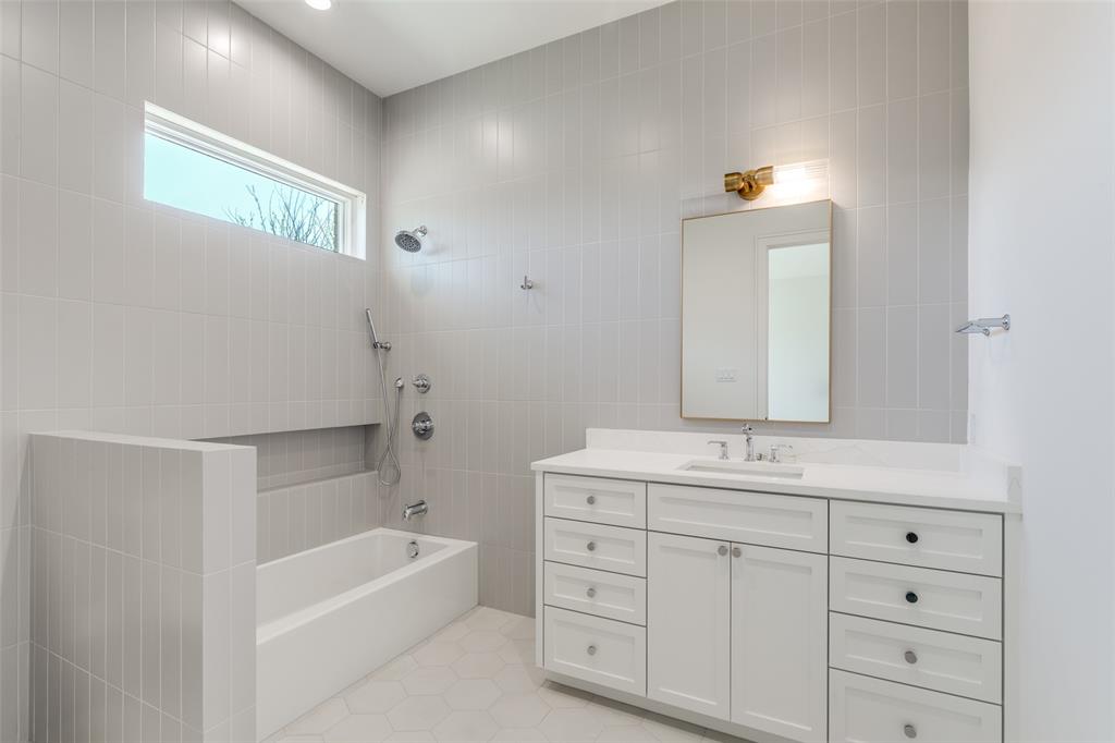 INWOOD ROAD ESTATES - Residential