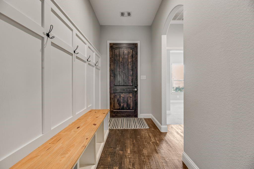 7421 San Jacinto Trail