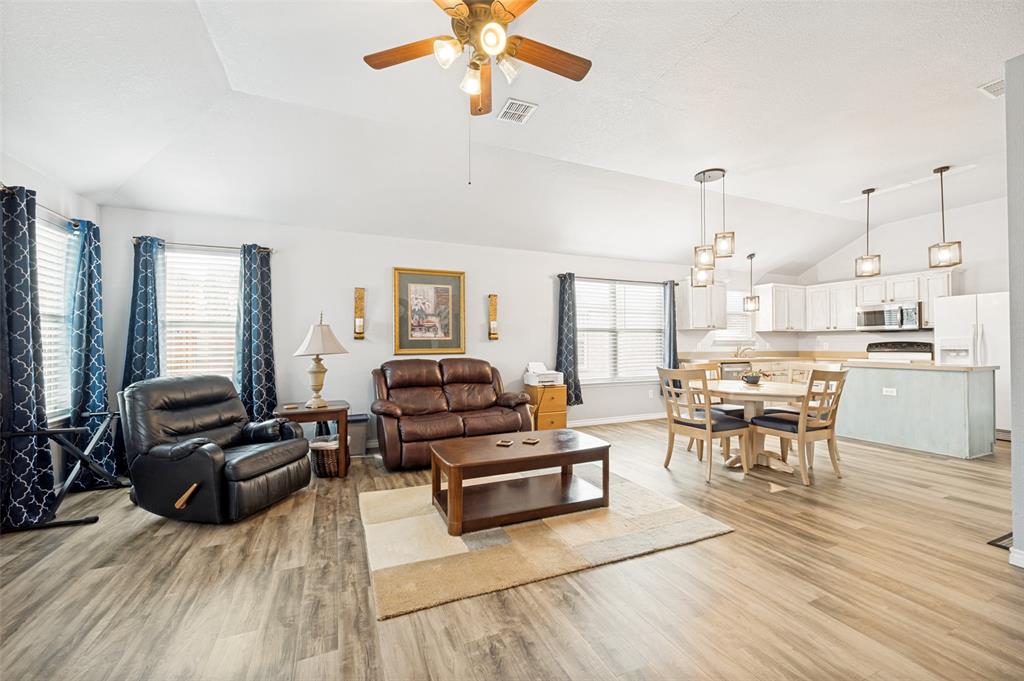Glen Cove Ph 4 - Residential