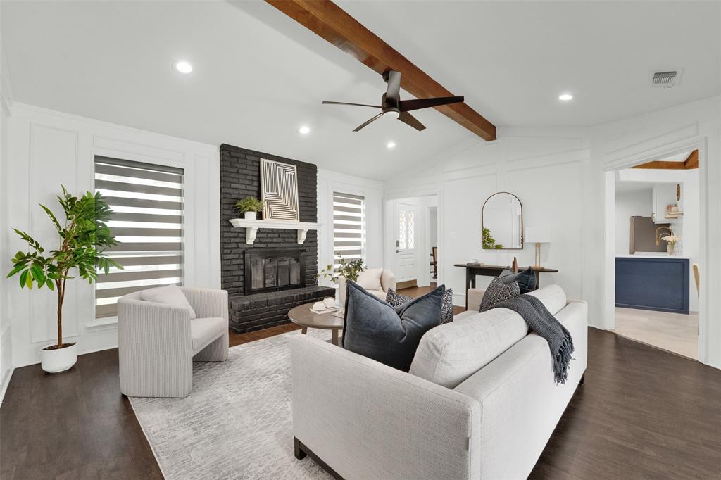 2225 Ridgewood