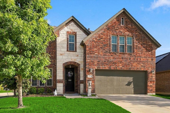 Photo 1 of 34 — 1001 Lake Cypress Lane, Little Elm, TX 75068
