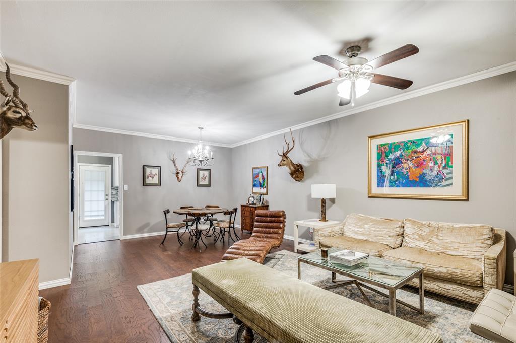4312 Bellaire Drive S 211